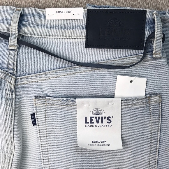 NEW Levi’s Made & Crafted Barrel Crop Jeans NWT - Picture 4 of 8